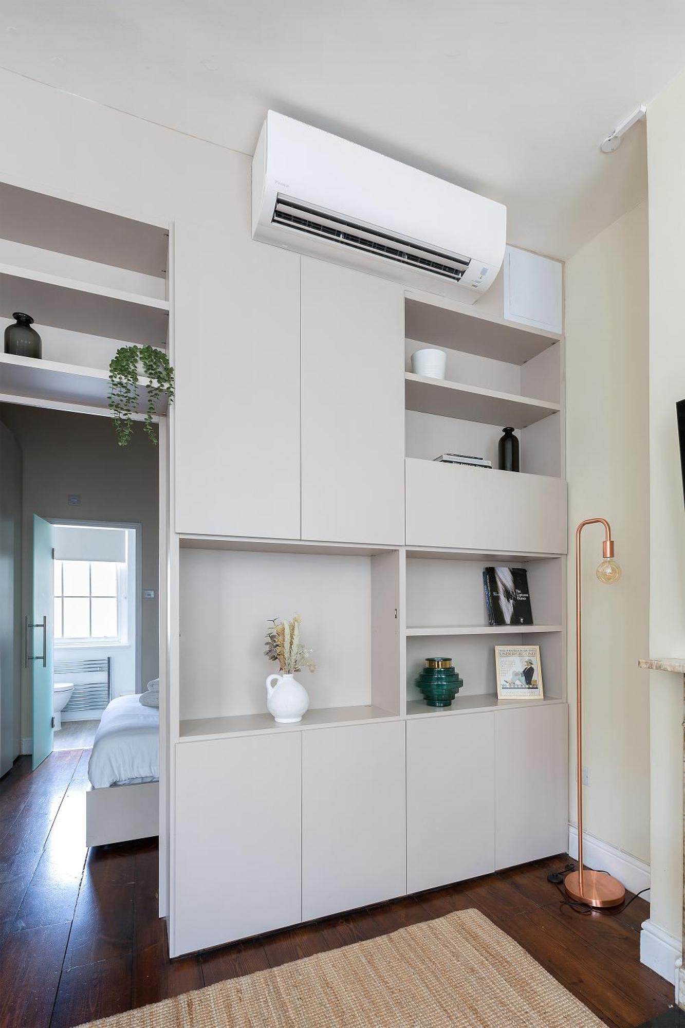 Superb One Bedroom Apartment In Soho Лондон Экстерьер фото